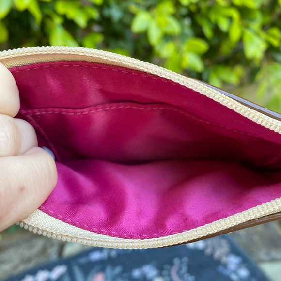 Authentic Barbie Pink Coach Wristlet With Leather Tag- Vintage Y2K - Picture 6 of 7